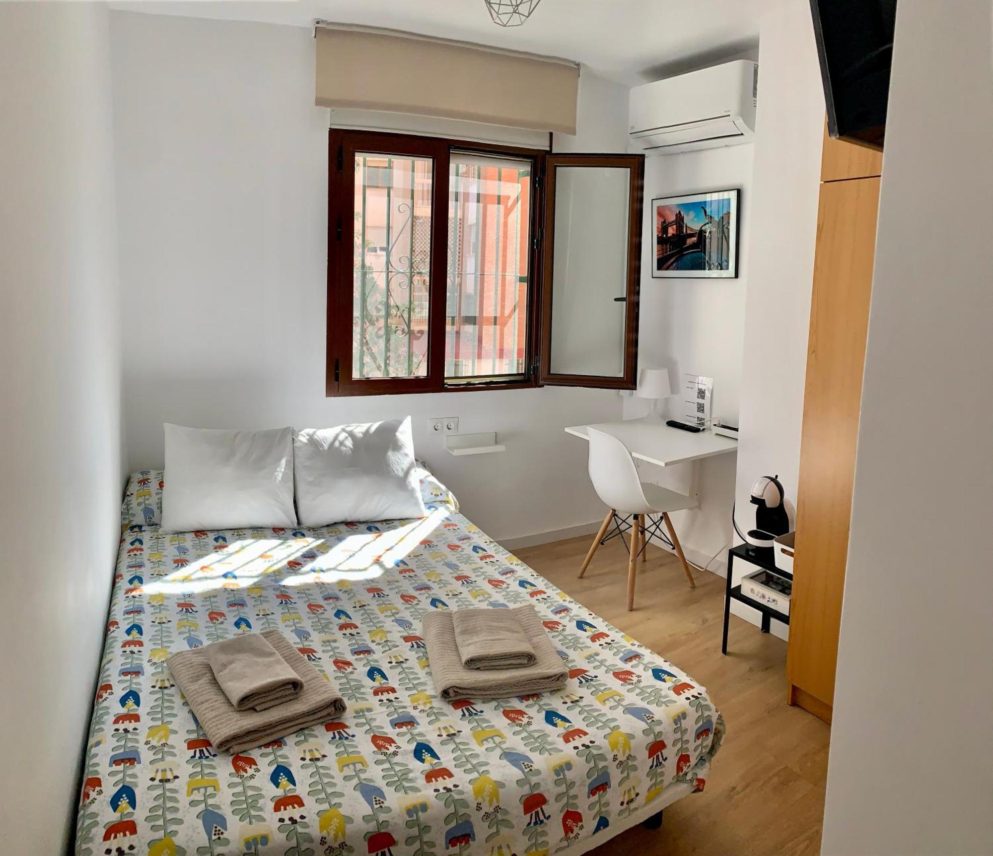 Habitacion Gonzalez Malaga Exterior photo